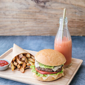 Burger au Cantal AOP