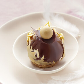 L’oeuf élégant