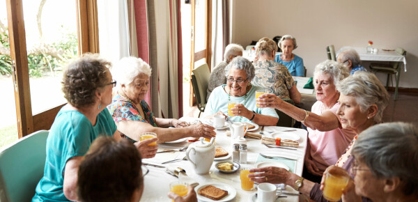 La restauration médico-sociale