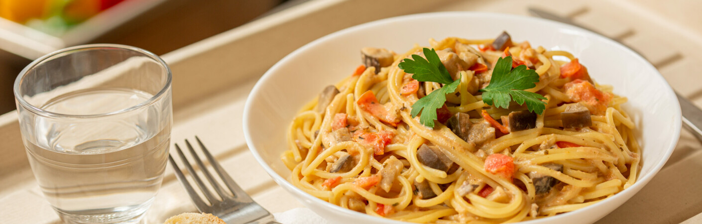 spaghetti aux légumes d'été