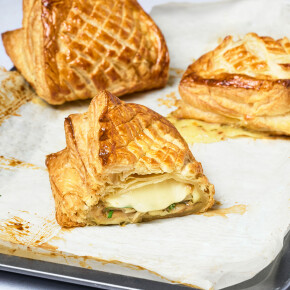 Feuilleté aux pleurotes et Raclette Fumée