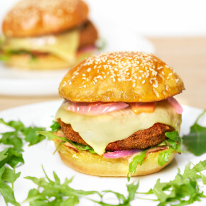 Burger Veggie au Cantal AOP Jeune, et champignons Portobello