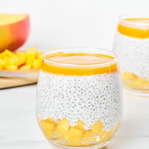 Chia « pudding » crème et coco, mangue fraiche