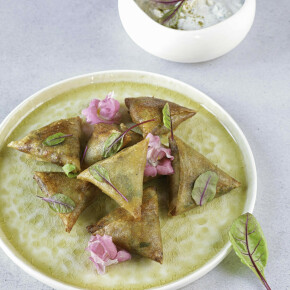 Samoussa au fromage blanc agneau confit épicé