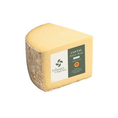 Cantal AOP Entre-Deux au lait cru &#8211; 1/8 (4,5kg) &#8211; Les Fromagers du Pays Vert